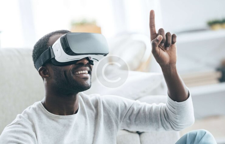 Advantages & Disadvantages of Virtual Reality