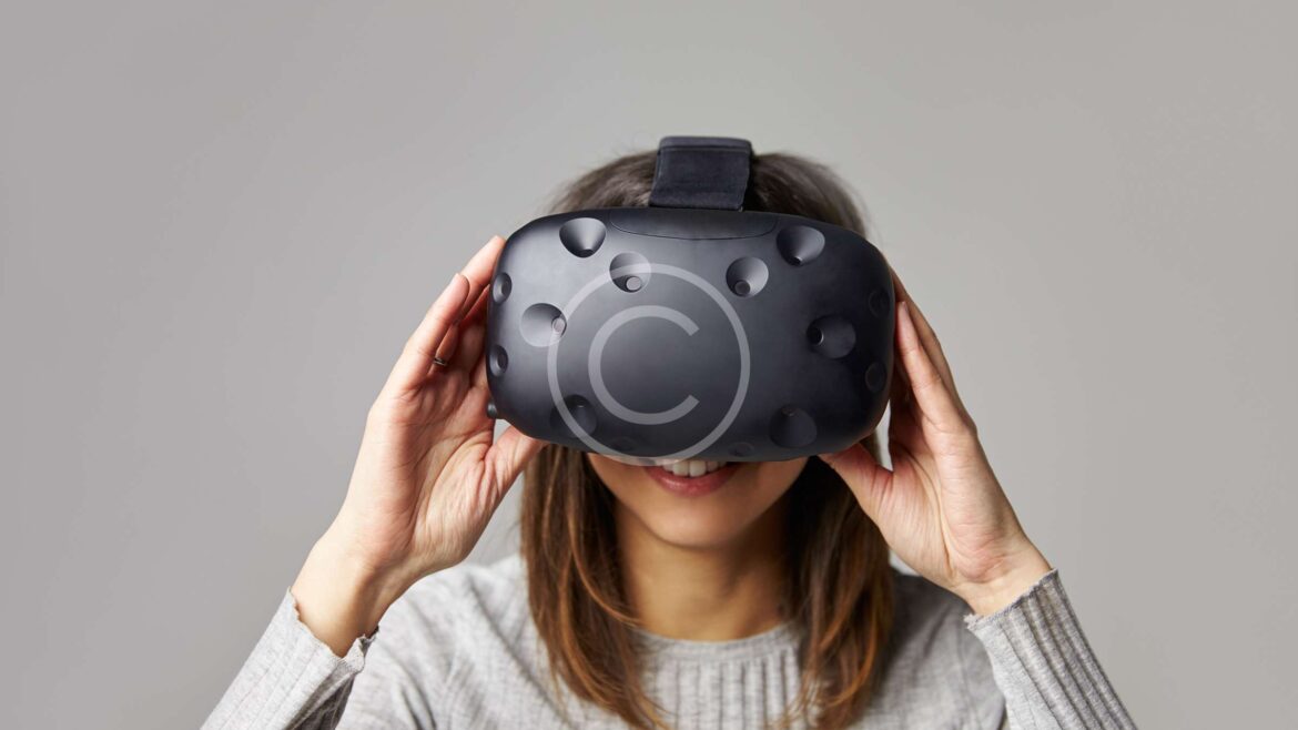 6 Potential Dangers of Virtual Reality